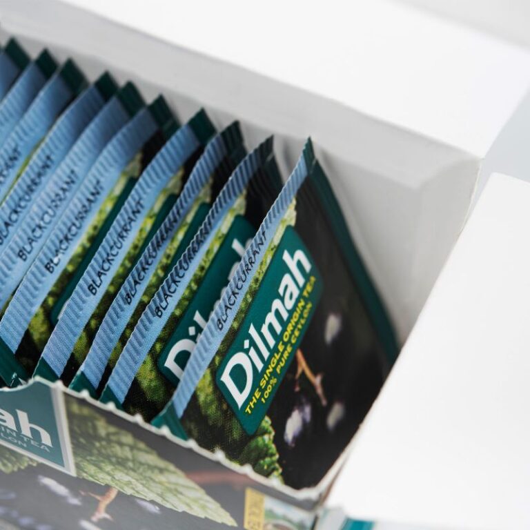 Dilmah Blackcurrant Flavoured Ceylon Tea Ceylon Tea Brew